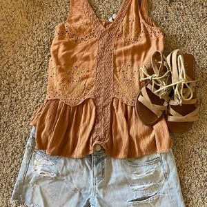 American Eagle top and shorts